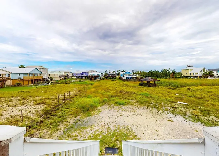Colorful Duplex With Porch Wifi & Ac - Walk To The Gulf Shores